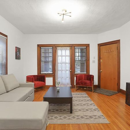 Comfy Apartment In Indianapolis Exterior foto
